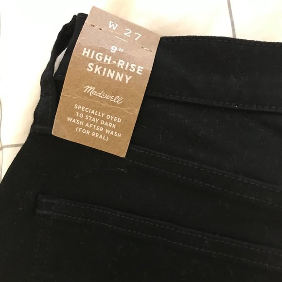 Madewell 9" High Rise Black Skinny Jean - Picture 3 of 4